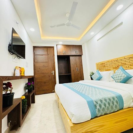 Hotel Ashram View Just 10 Minute Away Form Nizamuddin Railway Station New Delhi Extérieur photo